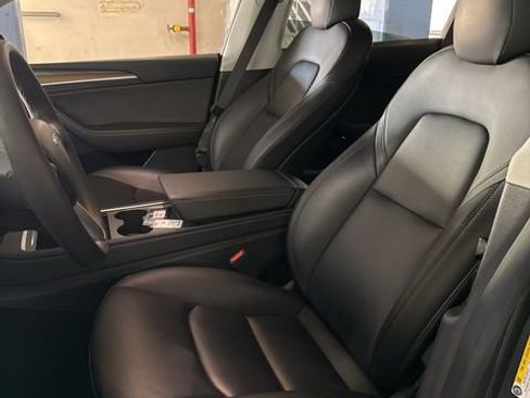 Used 2023 Tesla Model Y Long Range image 5