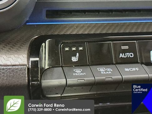 Used 2025 Toyota Prius XLE AWD/4WD image 23
