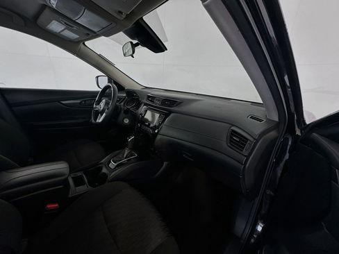 Used 2020 Nissan Rogue S AWD/4WD image 26