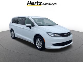 Used 2023 Chrysler Voyager LX video 1