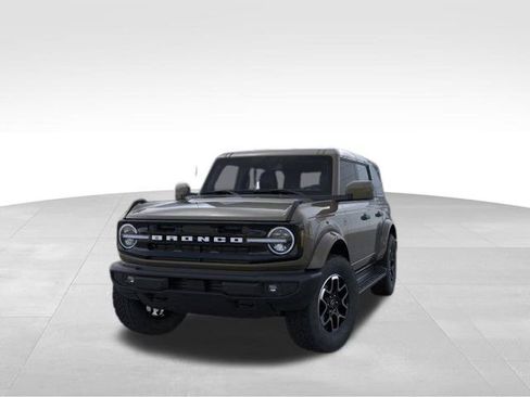 New 2026 Ford Bronco Outer Banks AWD/4WD image 3