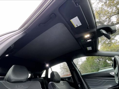 Used 2023 Volkswagen ID.4 Pro S image 13