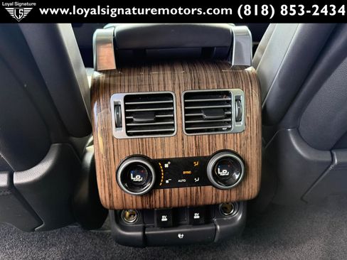 Used 2018 Land Rover Range Rover Supercharged image 17