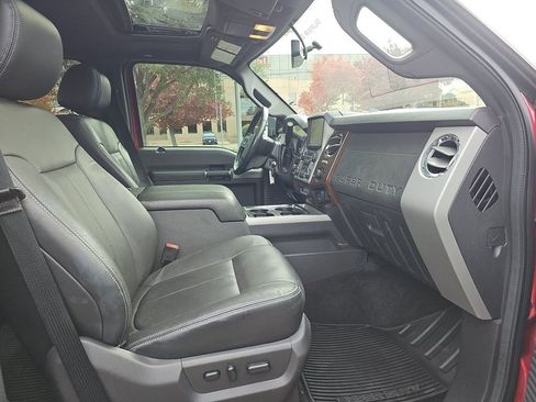 Used 2014 Ford F250 Lariat w/ Lariat Ultimate Package image 16