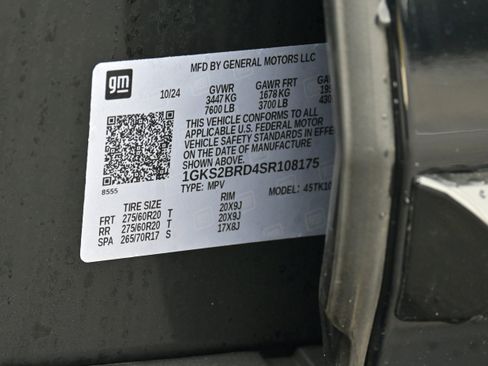 Used 2025 GMC Yukon Elevation w/ Elevation Premium Package image 38