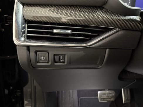 Used 2023 Cadillac XT4 Sport w/ Cold Weather Package image 13