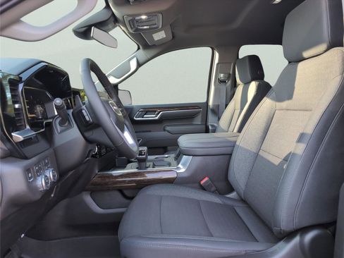 New 2026 GMC Sierra 1500 Elevation image 9