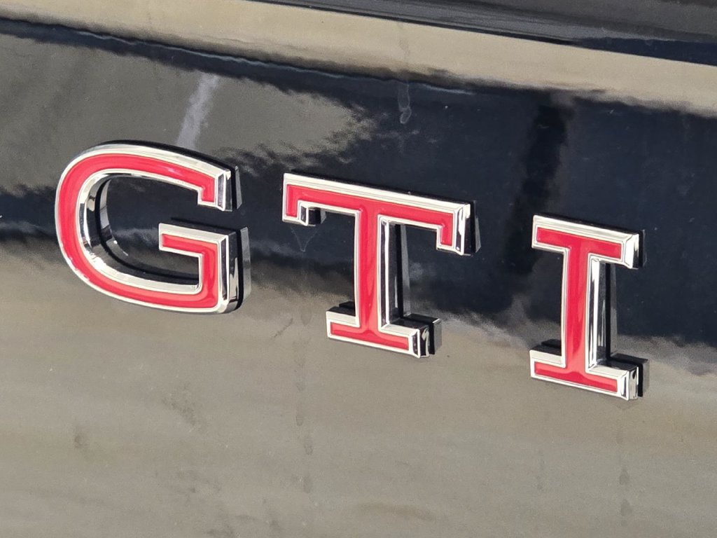 New 2026 Volkswagen GTI SE FWD image 7
