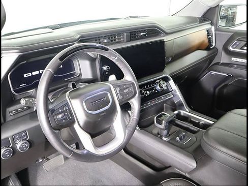 Used 2024 GMC Sierra 1500 Denali RWD image 6