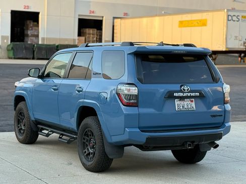 Used 2018 Toyota 4Runner TRD Pro AWD/4WD image 10