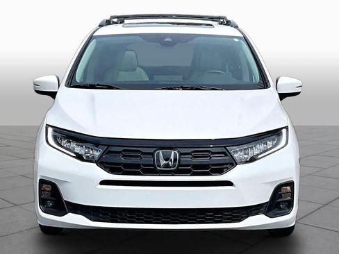 Certified 2025 Honda Odyssey EX-L image 4