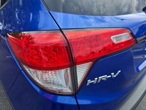 Used 2021 Honda HR-V EX image 31