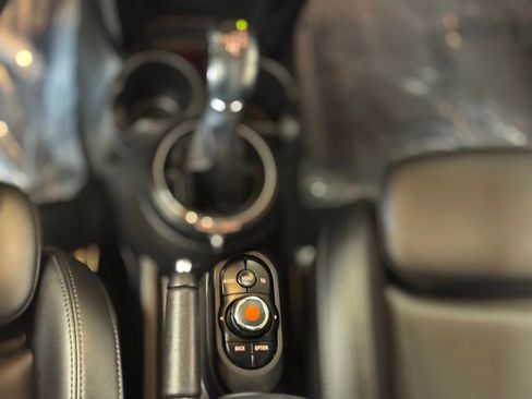 Used 2017 MINI Cooper S image 23