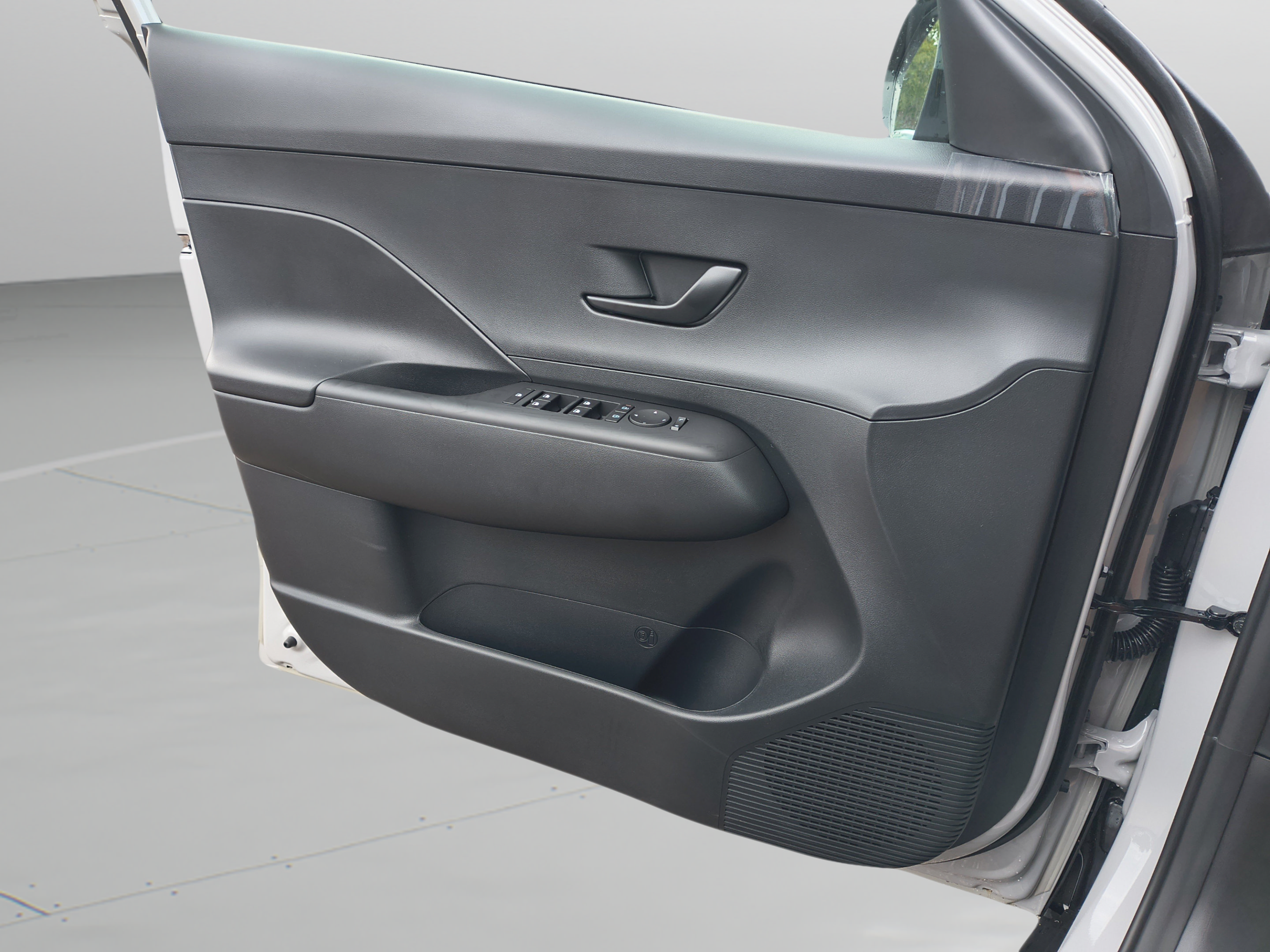 New 2027 Hyundai Kona SEL Sport FWD image 21