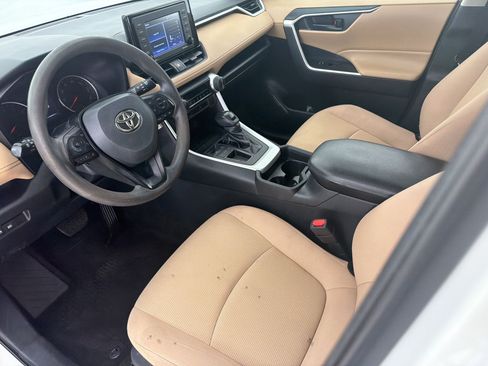 Used 2021 Toyota RAV4 LE FWD image 24