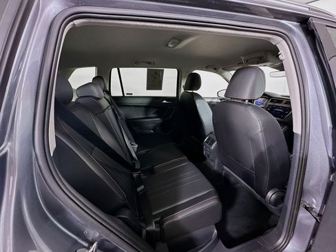 Used 2024 Volkswagen Tiguan Wolfsburg Edition image 31