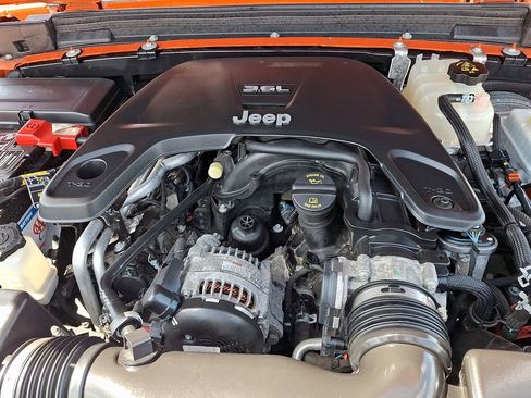 Used 2019 Jeep Wrangler Rubicon AWD/4WD image 29