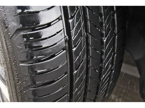 Used 2022 Mercedes-Benz GLB 250 image 31