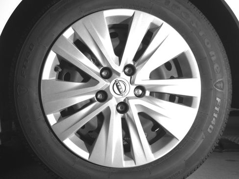 Used 2025 Nissan Sentra S FWD image 14