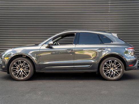 Certified 2026 Porsche Macan Turbo AWD/4WD image 2