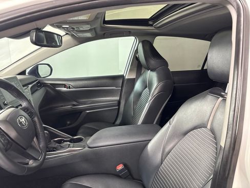 Used 2024 Toyota Camry SE w/ Convenience Package FWD image 25