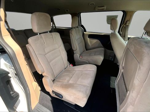 Used 2014 Dodge Grand Caravan SE w/ Quick Order Package 29E SE FWD image 16