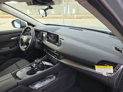 New 2026 Nissan Rogue SV w/ Cold Weather Package image 16