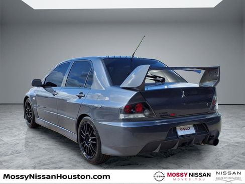 Used 2006 Mitsubishi Lancer Evolution MR AWD/4WD image 2