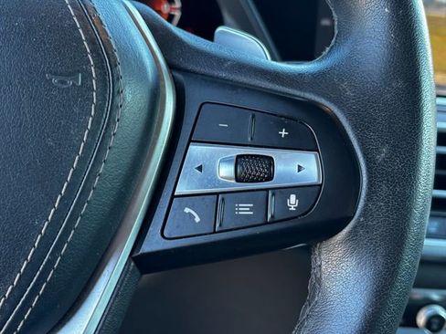 Used 2022 BMW X5 sDrive40i w/ Premium Package image 12