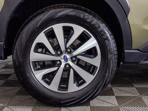 Used 2024 Subaru Outback Premium AWD/4WD image 51