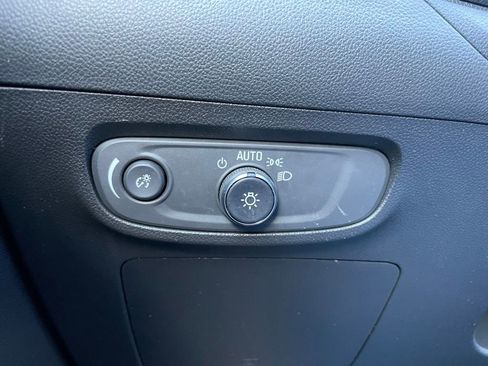Used 2024 Buick Encore GX Sport Touring AWD/4WD image 43