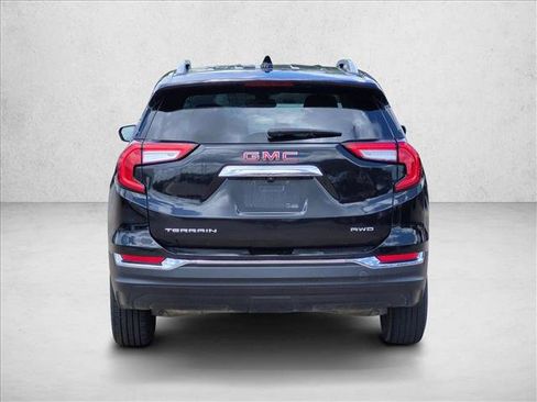 Used 2024 GMC Terrain SLT AWD/4WD image 6