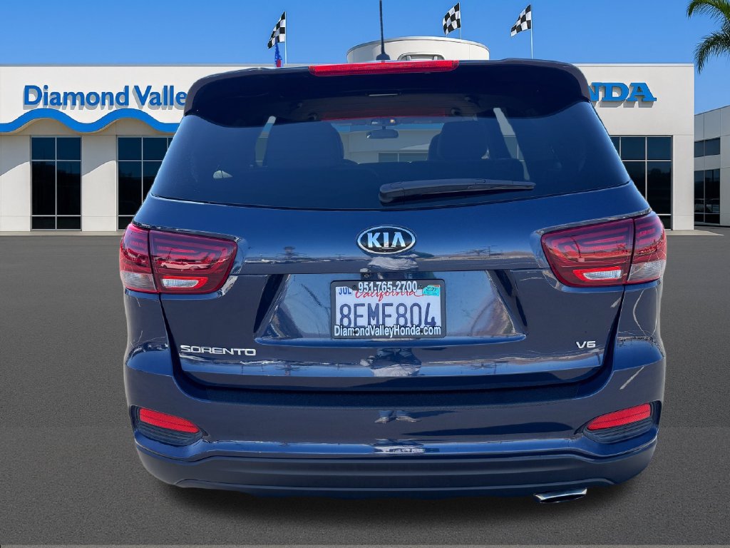 Used 2019 Kia Sorento FWD V6 image 5