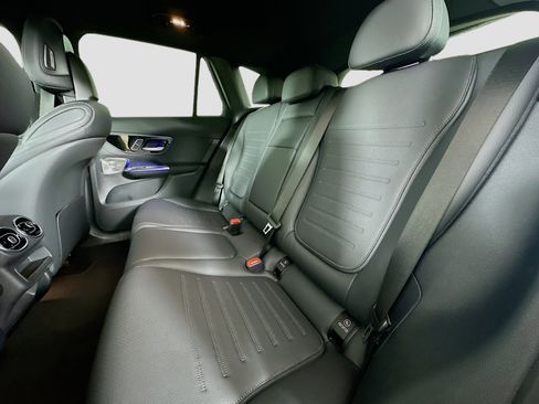 Used 2026 Mercedes-Benz GLC 300 4MATIC image 31