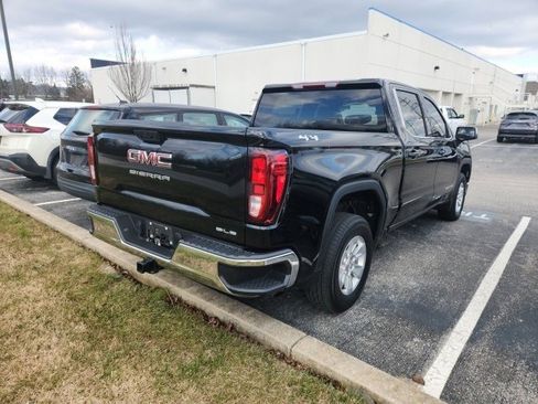 Used 2023 GMC Sierra 1500 SLE image 4