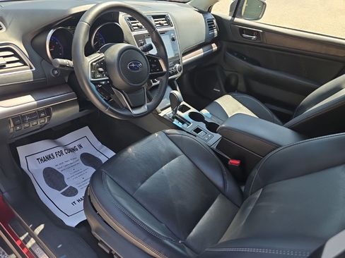 Used 2019 Subaru Outback 2.5i Limited w/ Popular Package #2 AWD/4WD image 12
