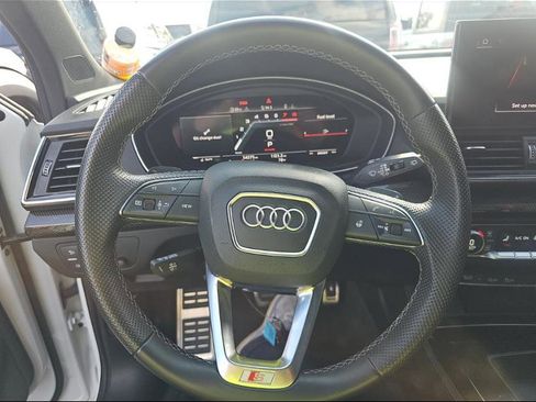 Used 2022 Audi SQ5 Premium Plus w/ Premium Plus Package image 4