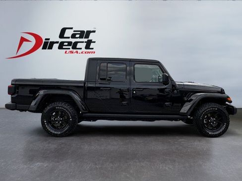 Used 2024 Jeep Gladiator Sport AWD/4WD image 13