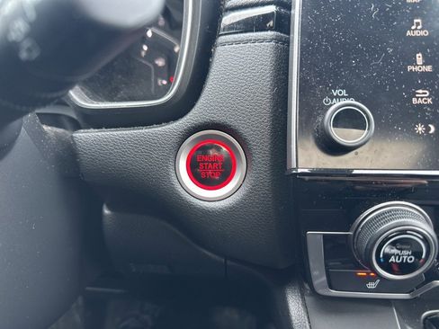 Used 2018 Honda CR-V Touring image 25