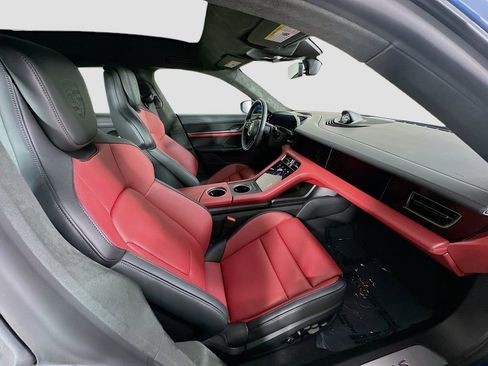 New 2026 Porsche Taycan 4S AWD/4WD image 31
