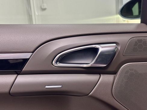 Used 2016 Porsche Cayenne S AWD/4WD image 21