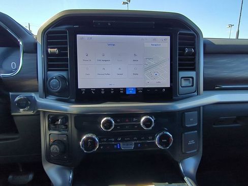 Used 2025 Ford F150 Lariat w/ Equipment Group 501A Mid image 18