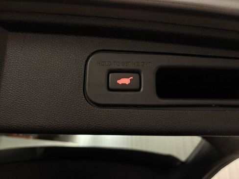 Used 2024 Honda Odyssey Touring image 13
