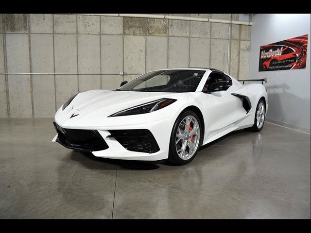 Used 2020 Chevrolet Corvette Stingray Preferred Cpe w/ 2LT Preferred Equipment Group RWD image 4