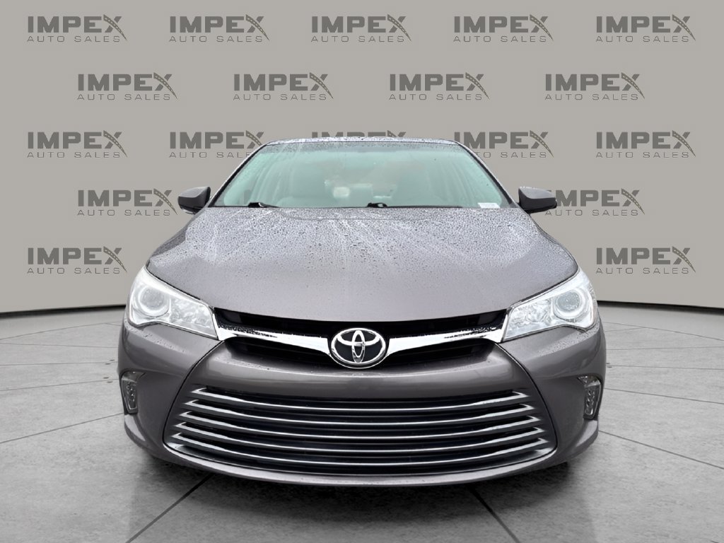 Used 2017 Toyota Camry XLE w/ Moonroof Package FWD image 7