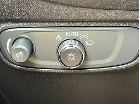 Certified 2023 Chevrolet Equinox LT image 17