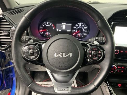 Used 2022 Kia Soul Turbo image 14