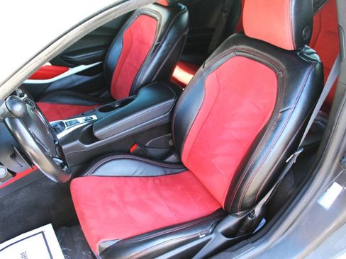 Used 2023 Chevrolet Camaro LT w/ RS Package image 15