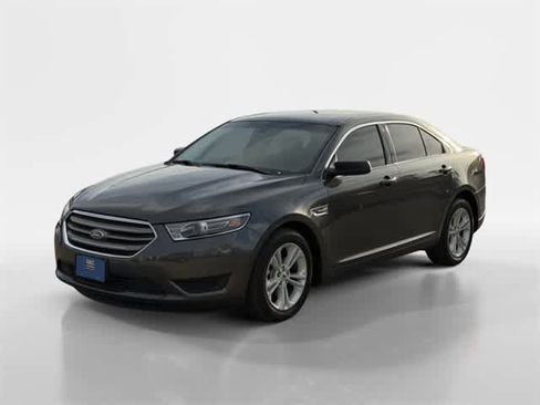 Used 2018 Ford Taurus SE image 6