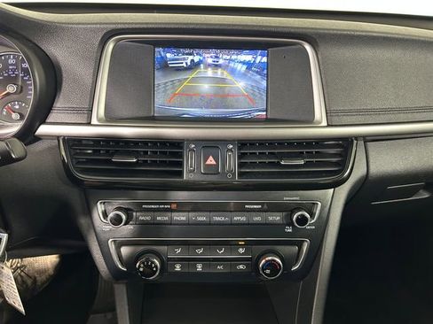 Used 2018 Kia Optima LX w/ 17" Alloy Wheels Package image 23